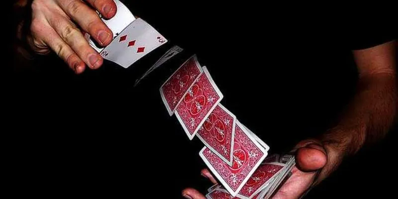 Cách xào bài gian lận một cách hiệu quả